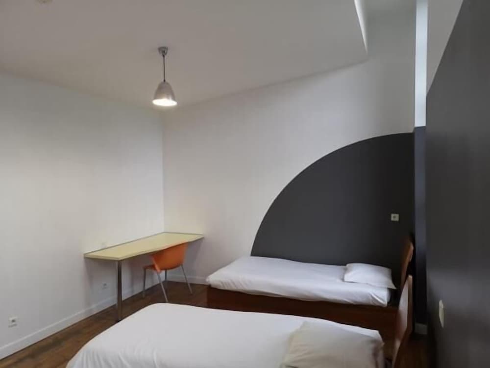 Shared Dormitory, Women only (Bed in 3-Bed) photo 1