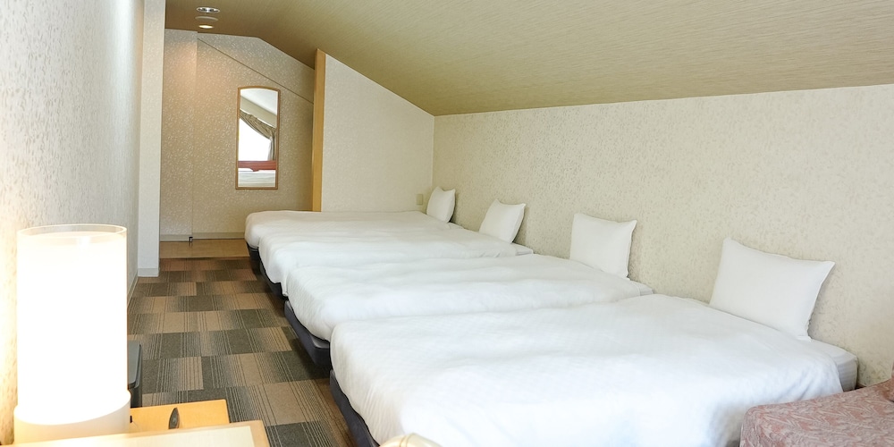 Quadruple Room, Shared Bathroom photo 2
