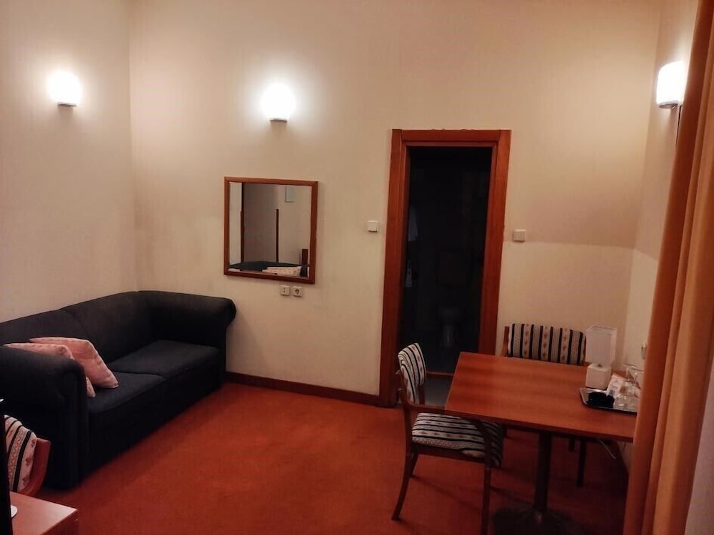 Suite park side, depandance (bedroom and living room)
