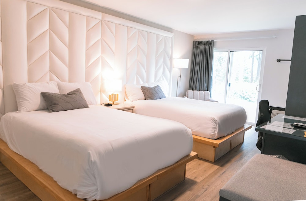 Standard Room, 2 Double Beds, Non Smoking, Garden View photo 1