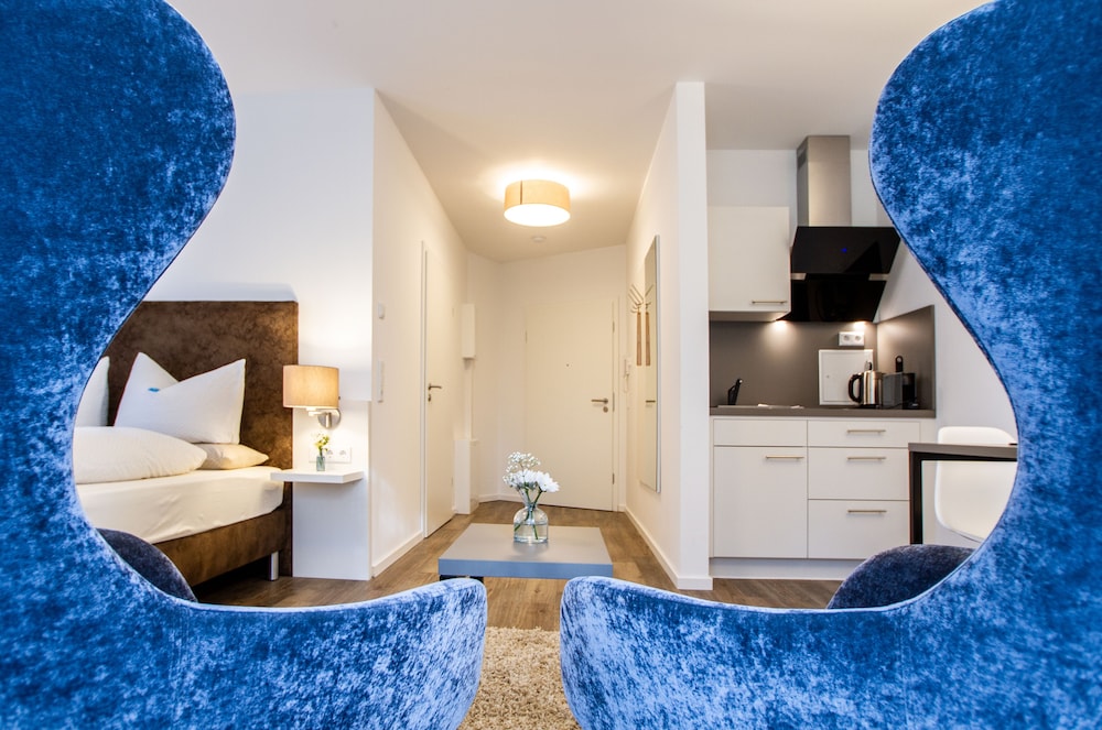 Classic Apartment, 1 Queen Bed, Non Smoking, Golf View