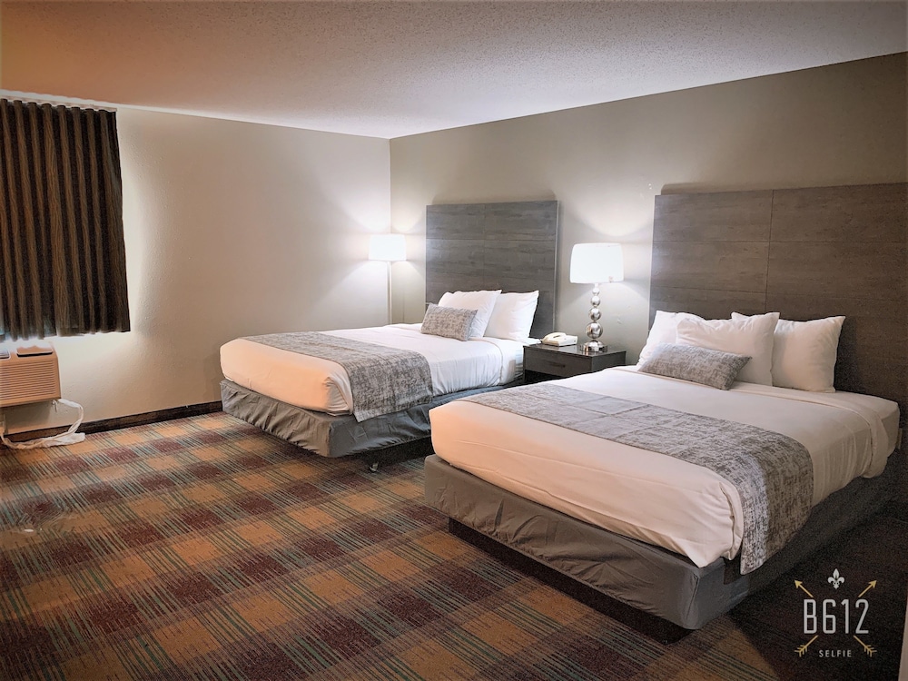 Room, 2 Queen Beds, Non Smoking (Mobility) - Photo 4