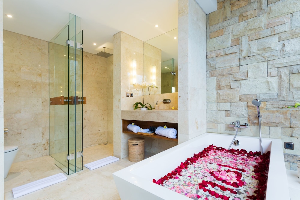 1 Bedroom Pool Villa - Photo 17