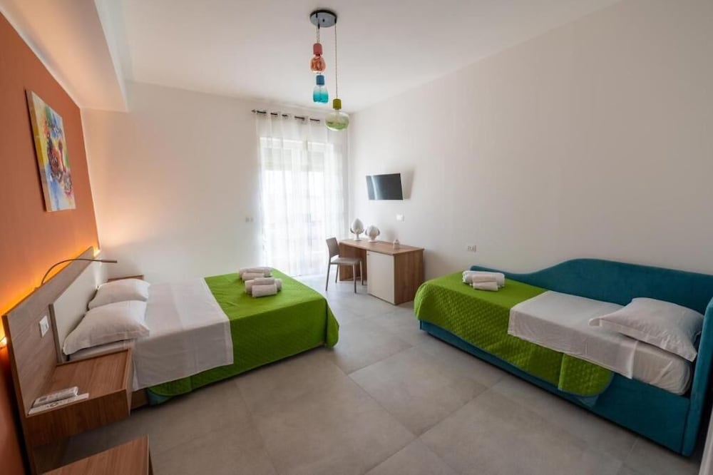 Triple Room, Balcony, Sea View