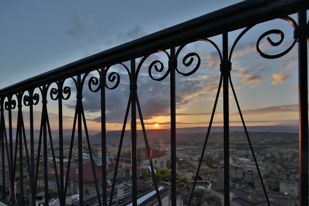 Superior Suite, Terrace photo 2