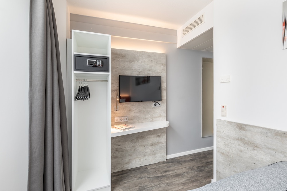 Business Single Room photo 3