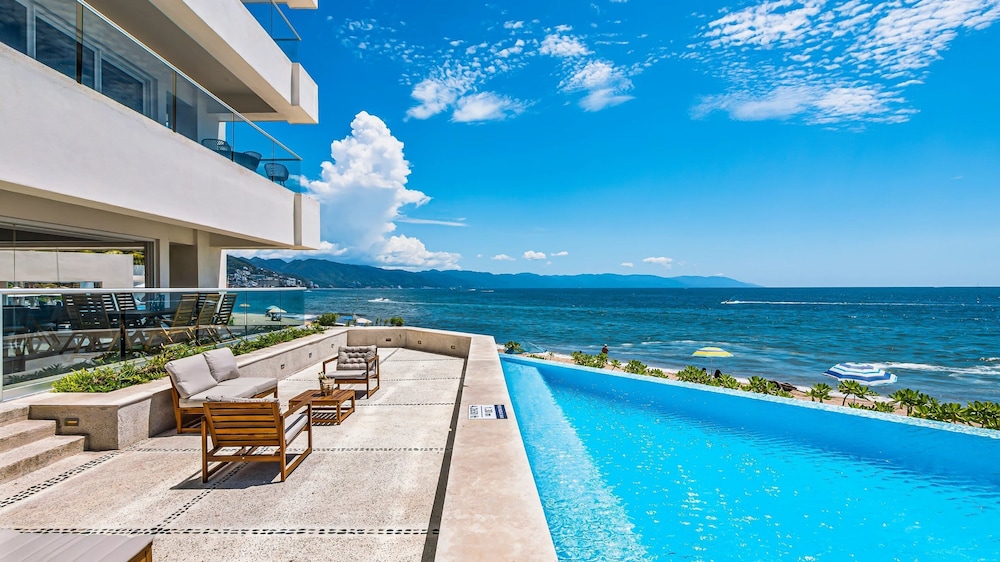 Superior Room, 2 Queen Beds, Sea View - Photo 6