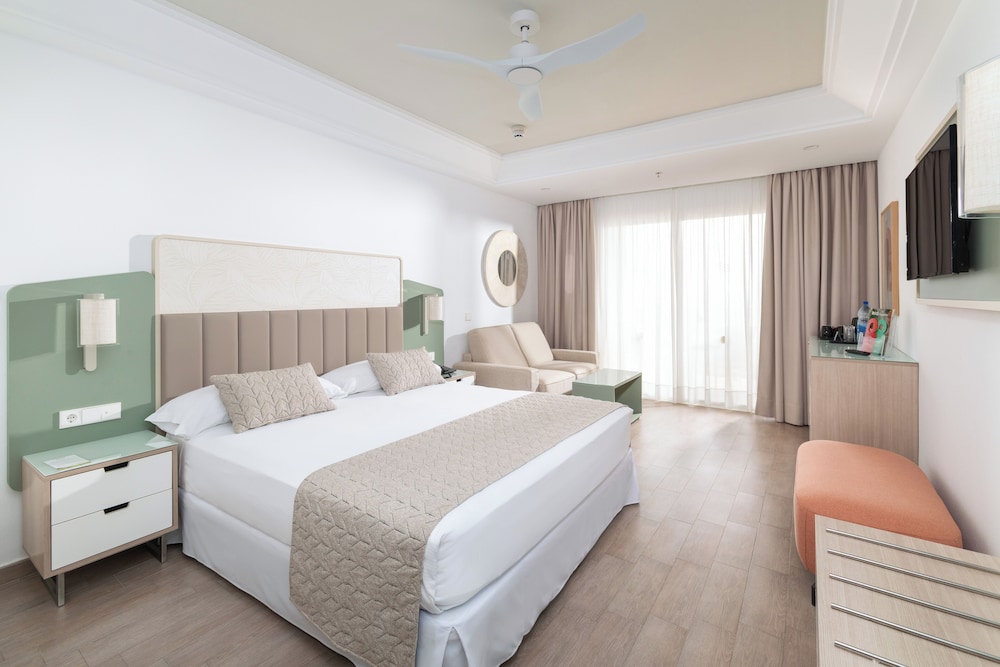 Double Room, Balcony, Garden View