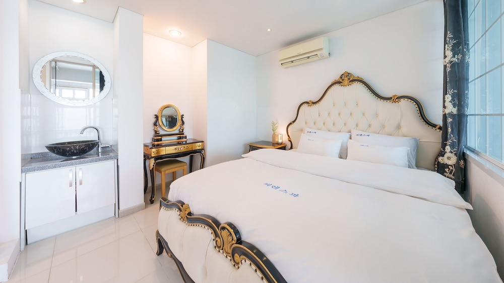 Basic Room, 1 Bedroom (503 Blackgrama) - Photo 7