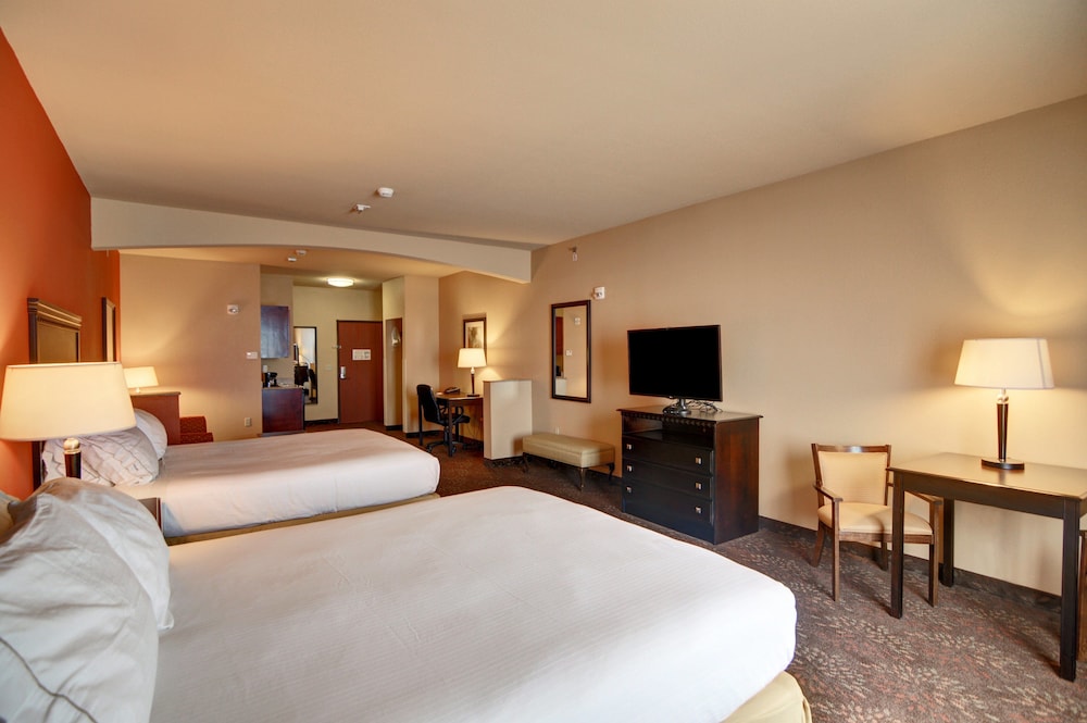 Suite, Multiple Beds (Addl Living Area) - Photo 2