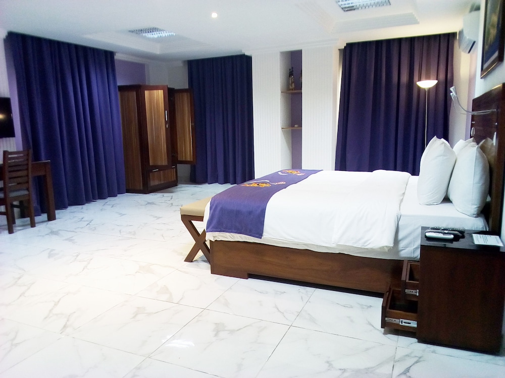 Standard Double Room, 1 Queen Bed, City View photo 3