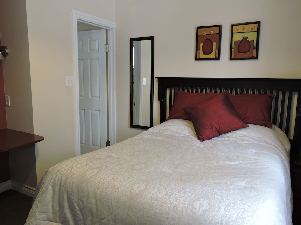 Standard Room, 1 Double Bed photo 3