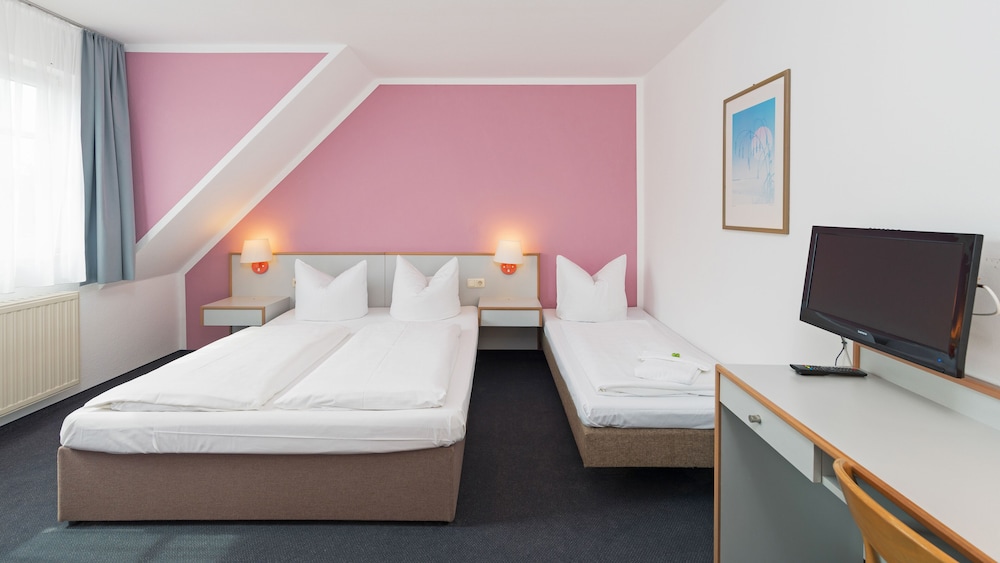 Triple Room - Photo 3