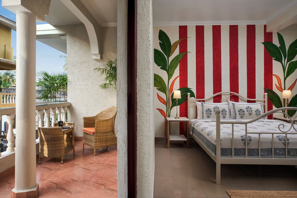 Deluxe Room With Balcony ( Non Beach)