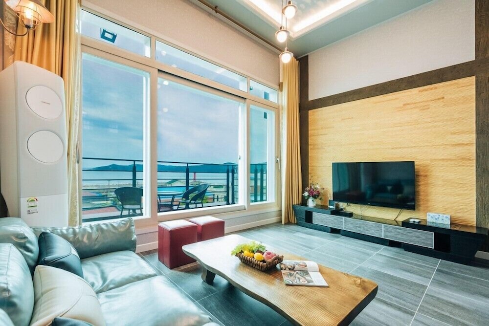 Room (Ocean) photo 3