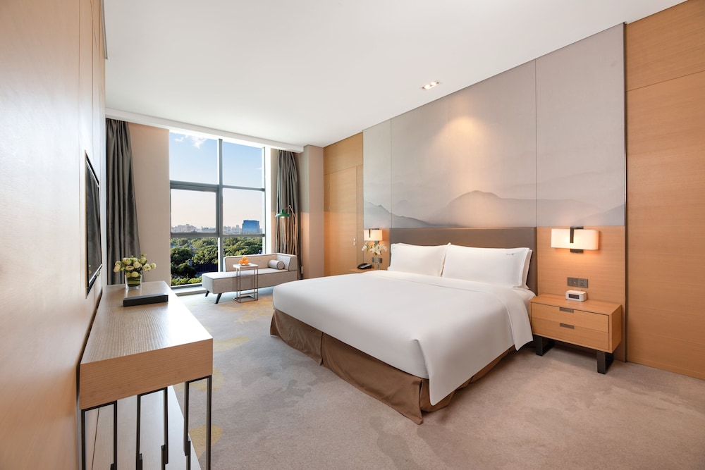 Suite, 1 Bedroom (Dining Meeting) photo 2