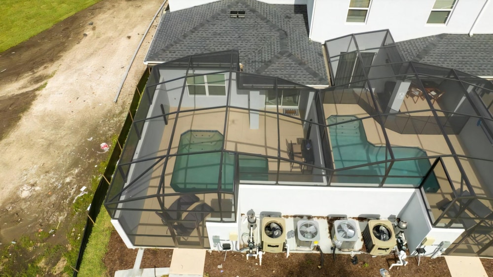 Storey Lake 5bed Private Pool Free Water Park, Kuva 59