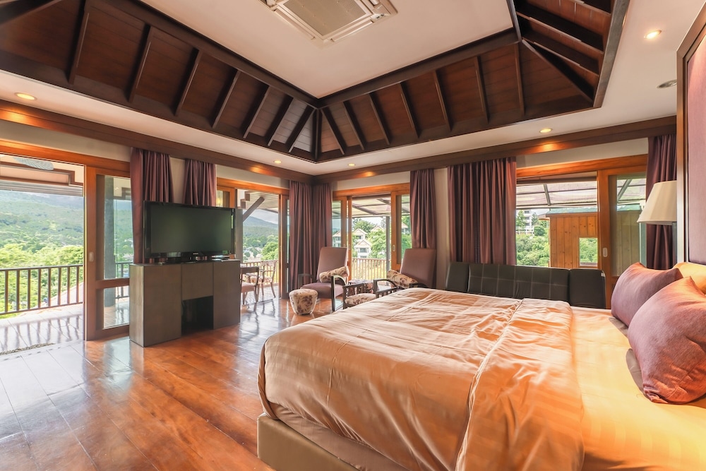Royal Suite - Photo 15