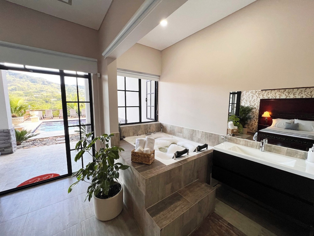 Premium Room photo 2