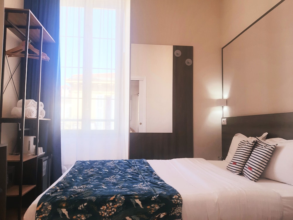 Double Economy Room