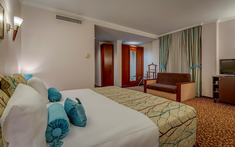 Junior Suite, 1 King Bed, Balcony, View