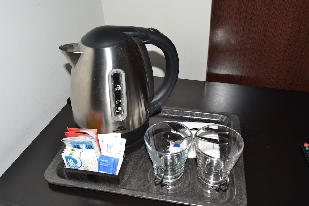 Premium Double or Twin Room - Photo 4