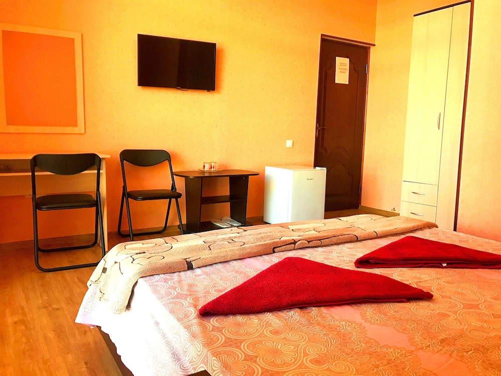 Standard Double Room, City View photo 2