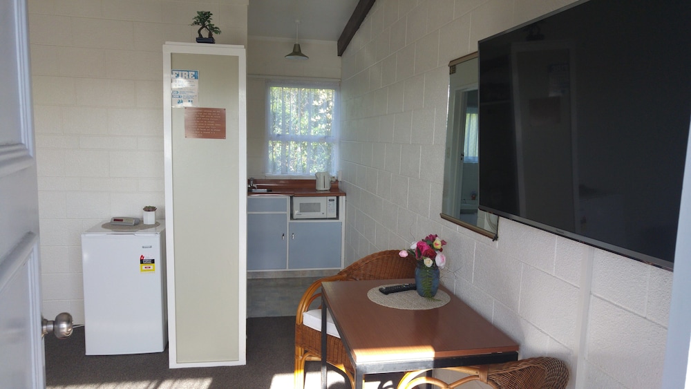 Standard Studio Unit 8 photo 3