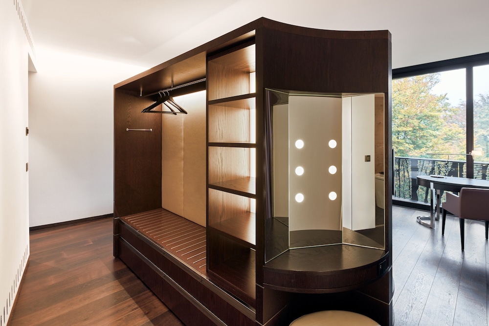 Superior Double Room, Forrest/ Courtyard Side, partially balcony, Spa Access (12 years+) - Photo 5