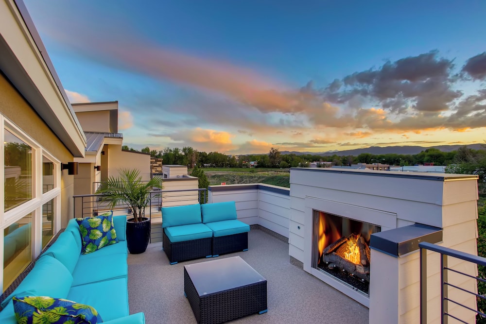 Townhome, Multiple Beds, Hot Tub, Mountain View (908 Jerome 1 and 4 - Group Listing)
