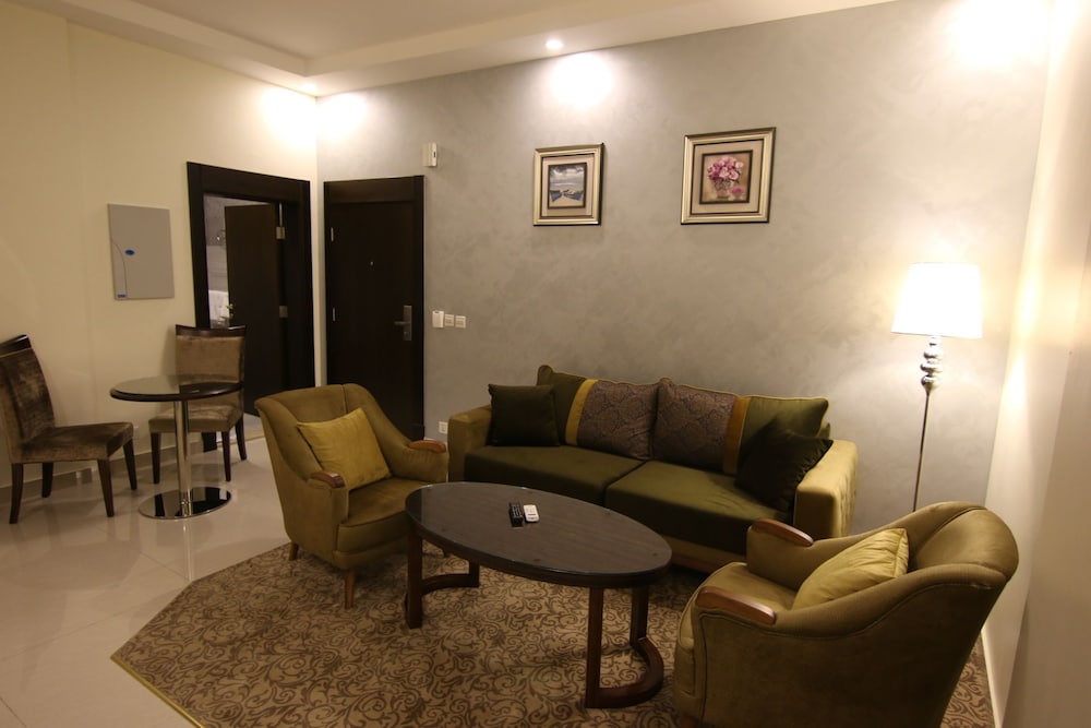 Family Studio Suite