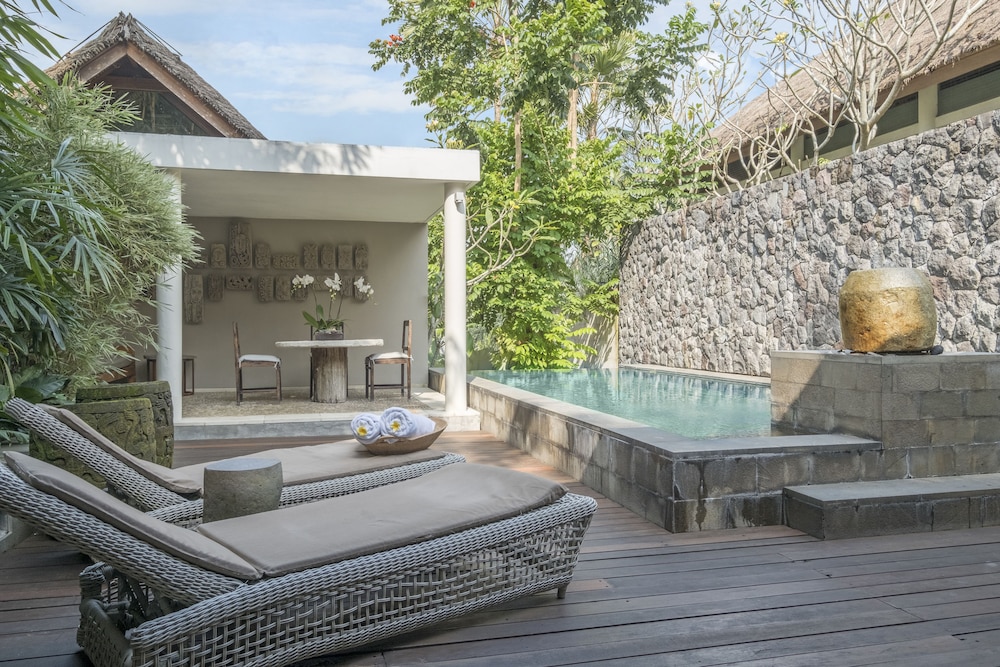 Bamboo Pool Villas thumbnail 5