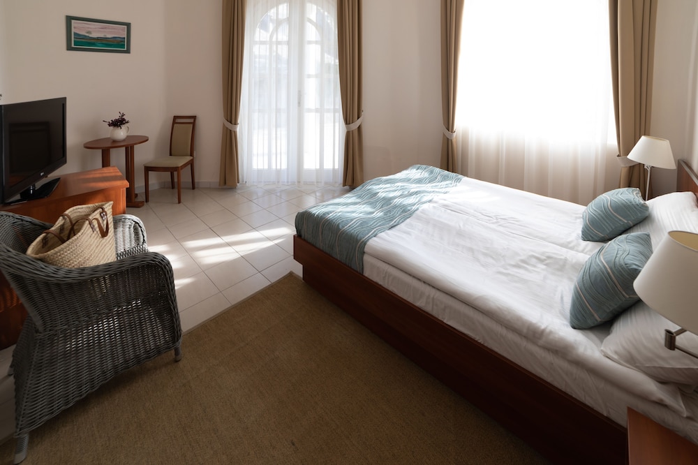 Double Room, 1 Double Bed photo 1