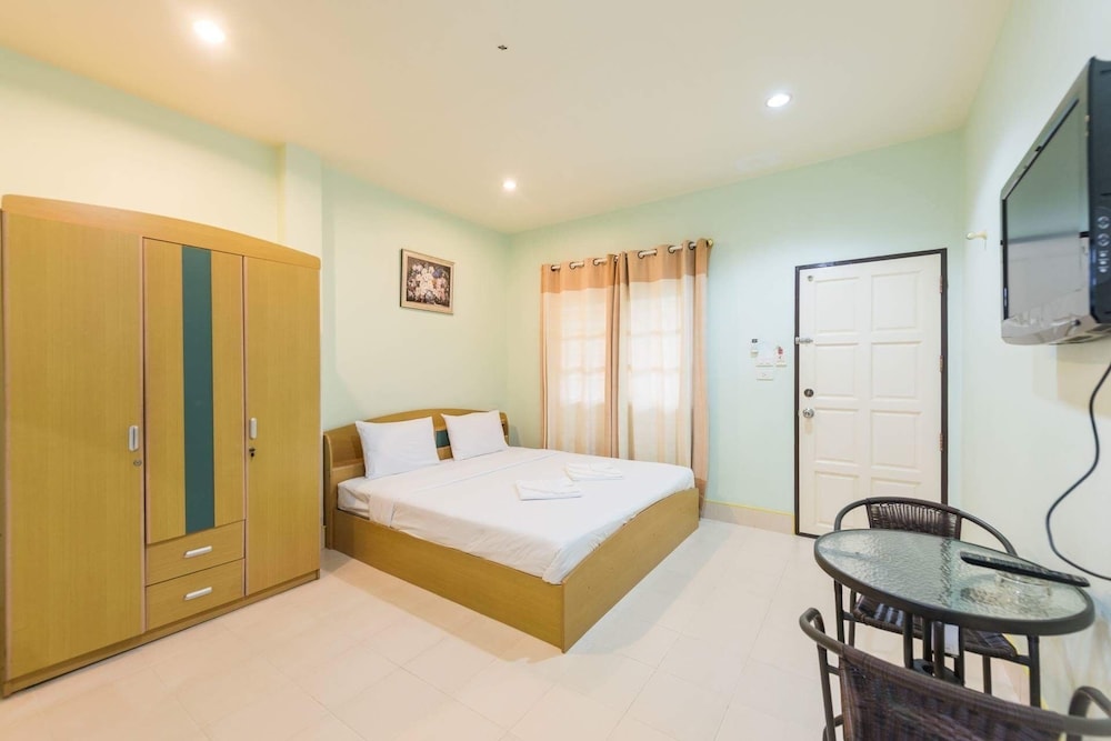 Standard Room photo 3