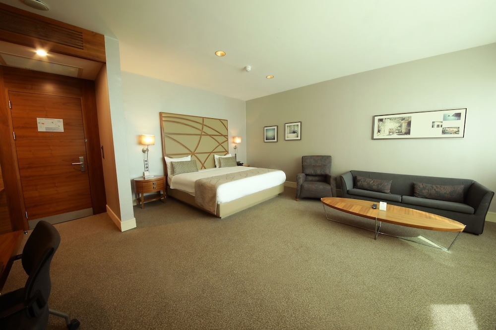 Junior Suite, Partial Sea View photo 1