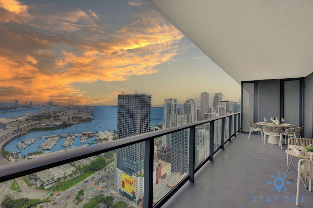 Apartment, 3 Bedrooms, Balcony, Bay View photo 2