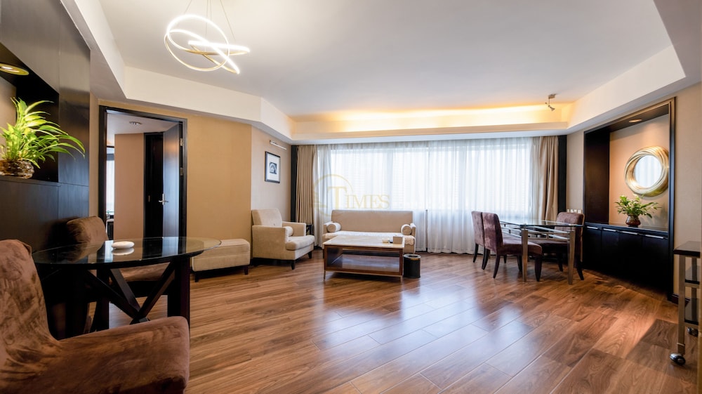 Family Condo, Balcony, City View