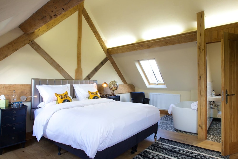 Deluxe Double Room photo 2