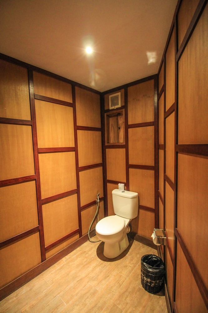 Deluxe Suite - Photo 4