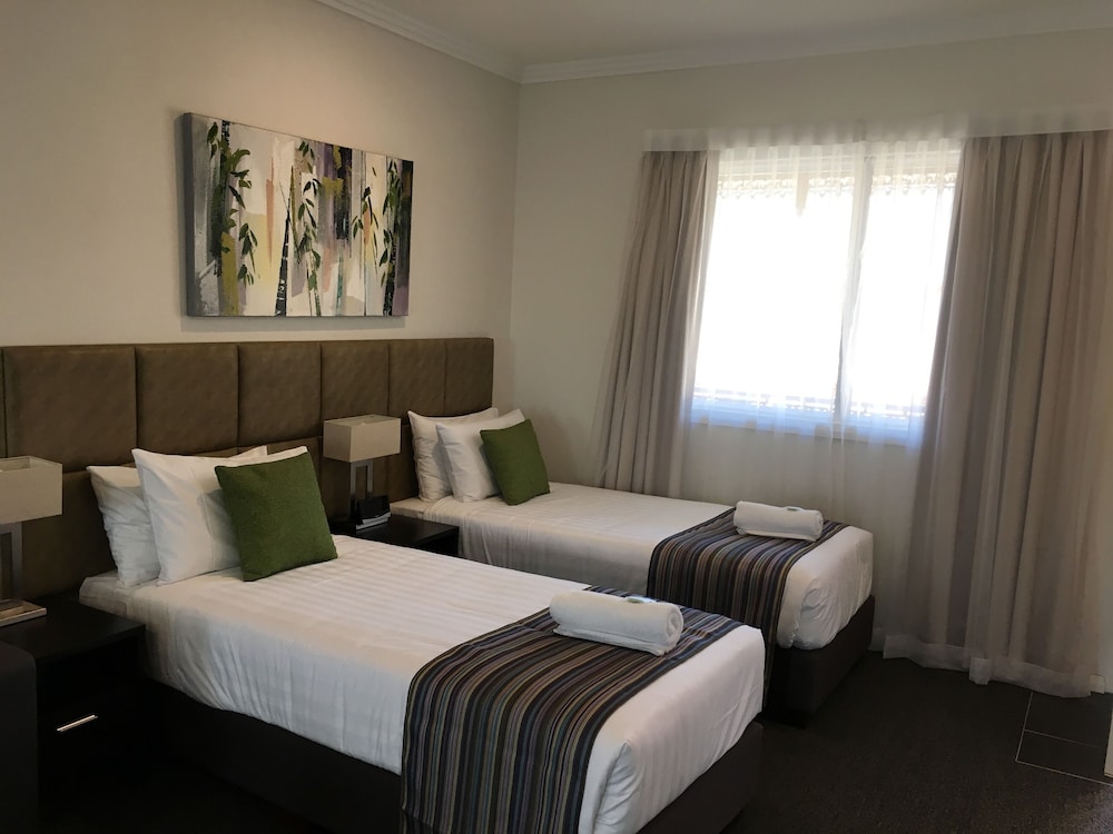 Room, Multiple Beds (With Sofabed)