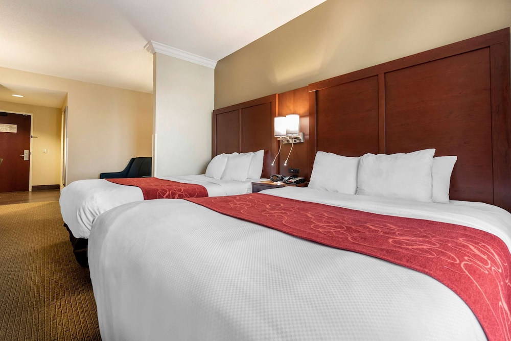 Suite, 2 Queen Beds, Accessible, Non Smoking photo 3
