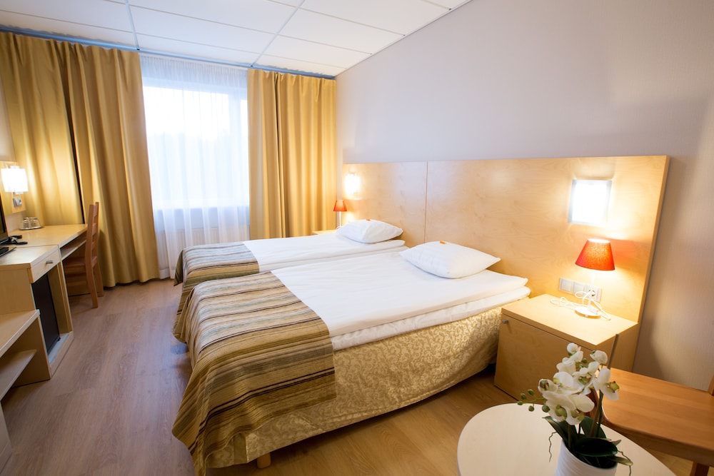 Standard Double or Twin Room - Photo 4