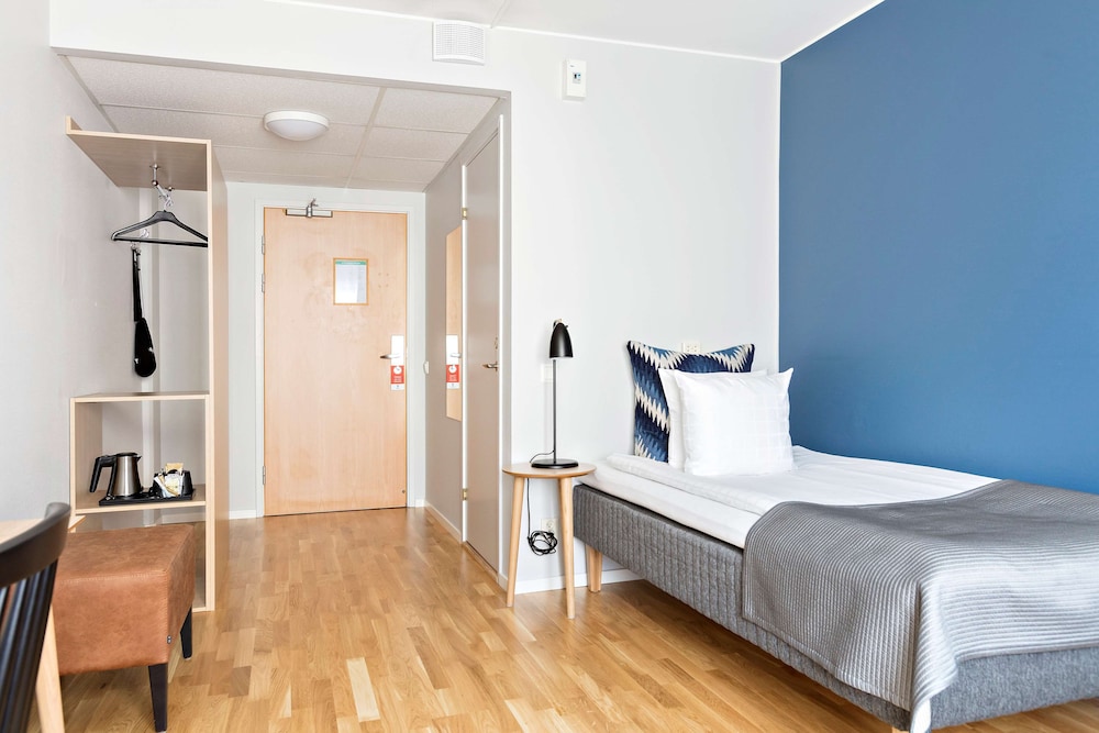 Standard Room, 1 Twin Bed, Non Smoking - Photo 3