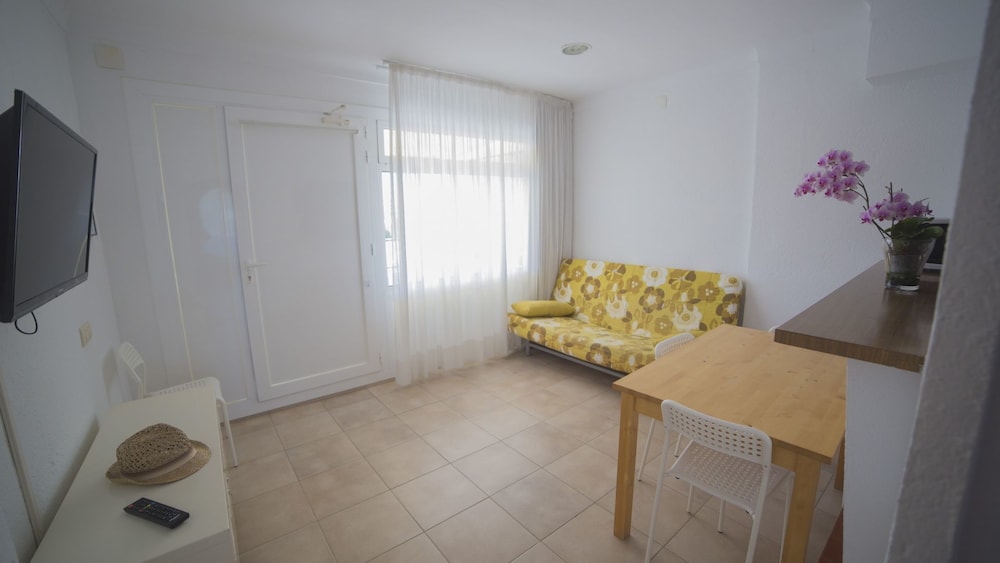 Apartment, 1 Bedroom photo 2