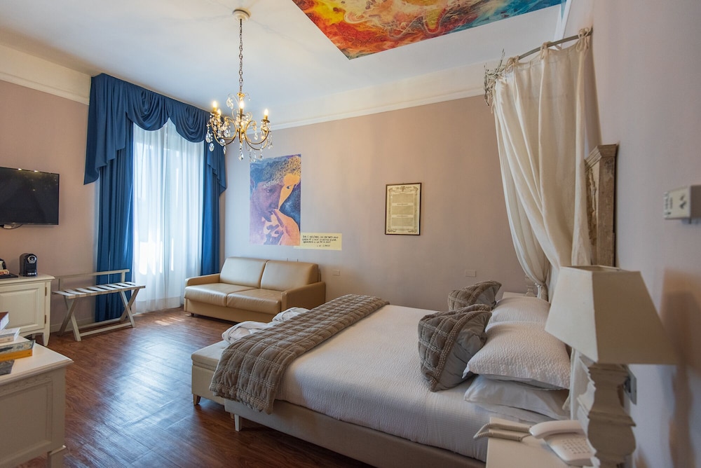 Superior Double Room Single Use photo 2