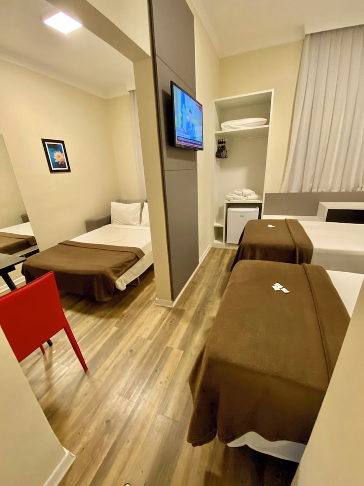 Standard Triple Room photo 2