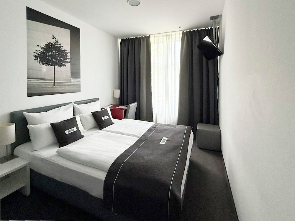 Standard Room - Photo 9