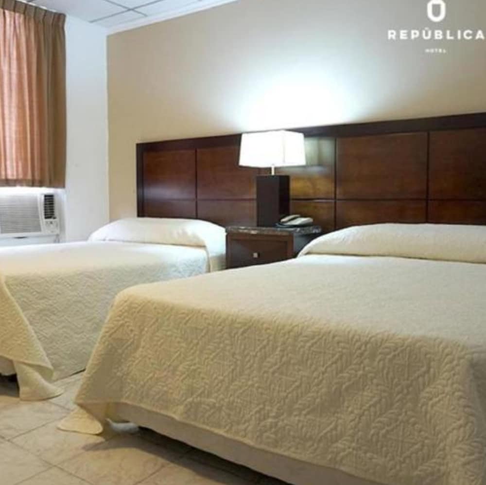 Twin Room - Photo 3