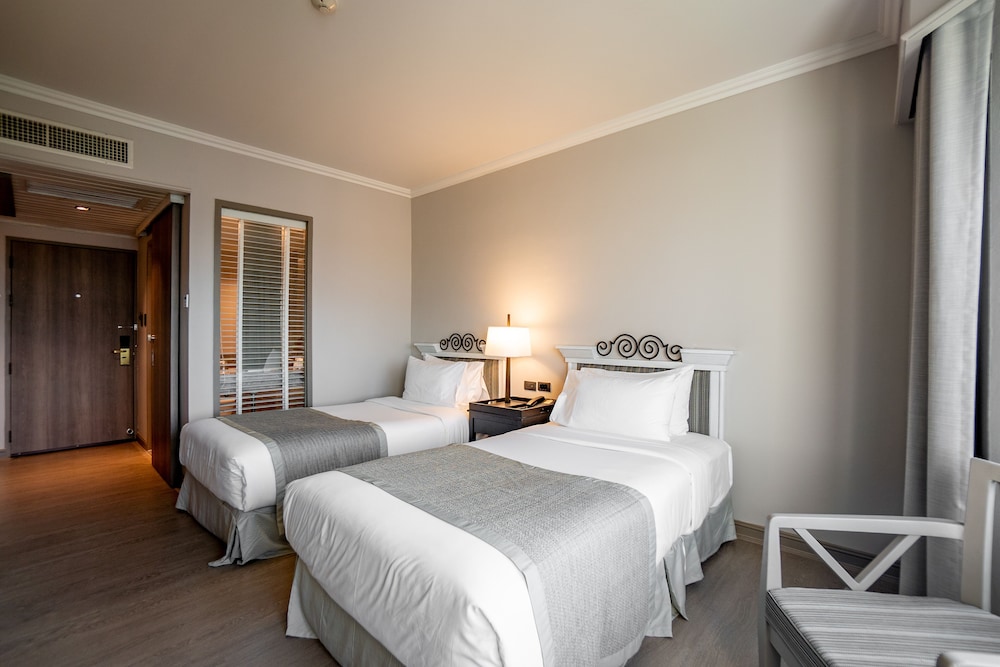 Superior Room - Photo 9