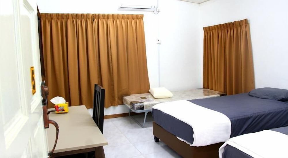 Double Room With Shared Bathroom